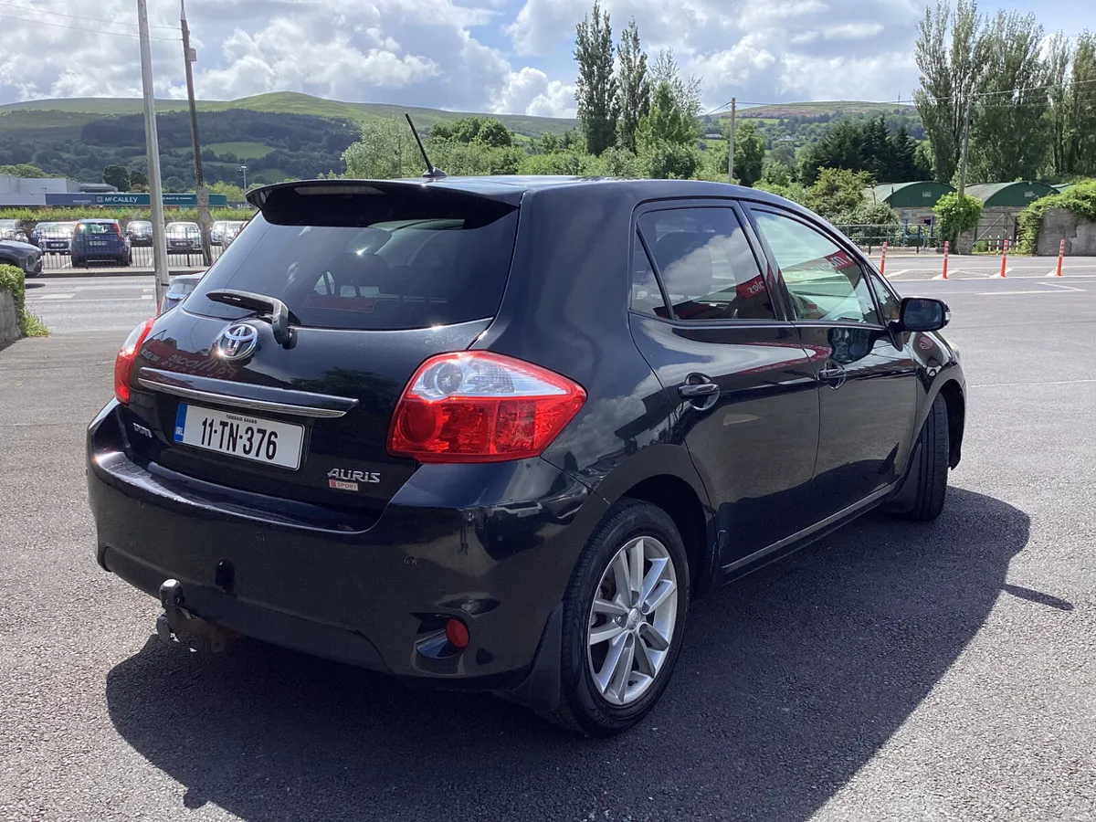 Toyota Auris * 1.4 DIESEL - Image 4