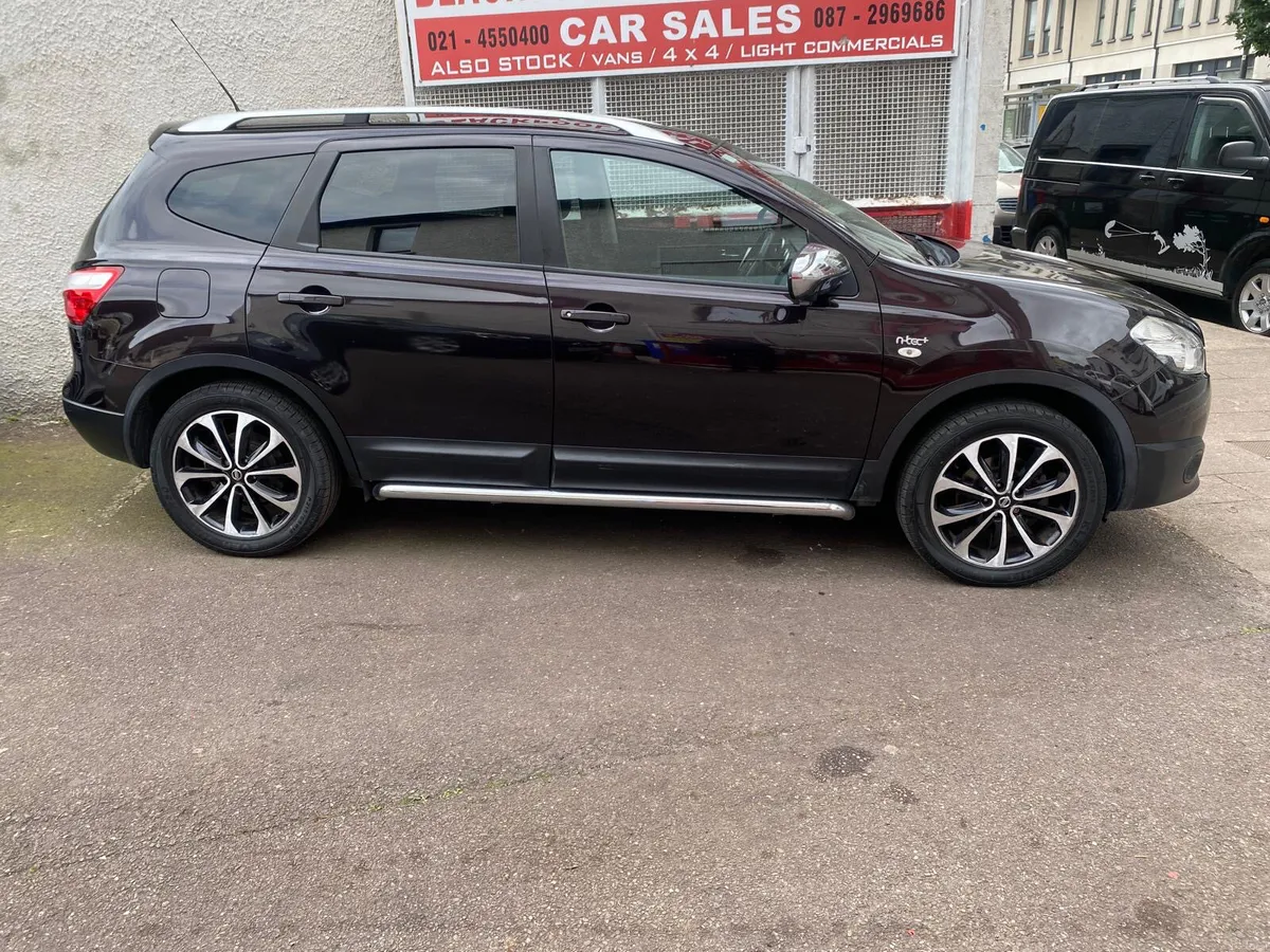 Nissan Qashqai+2 2012 - Image 1