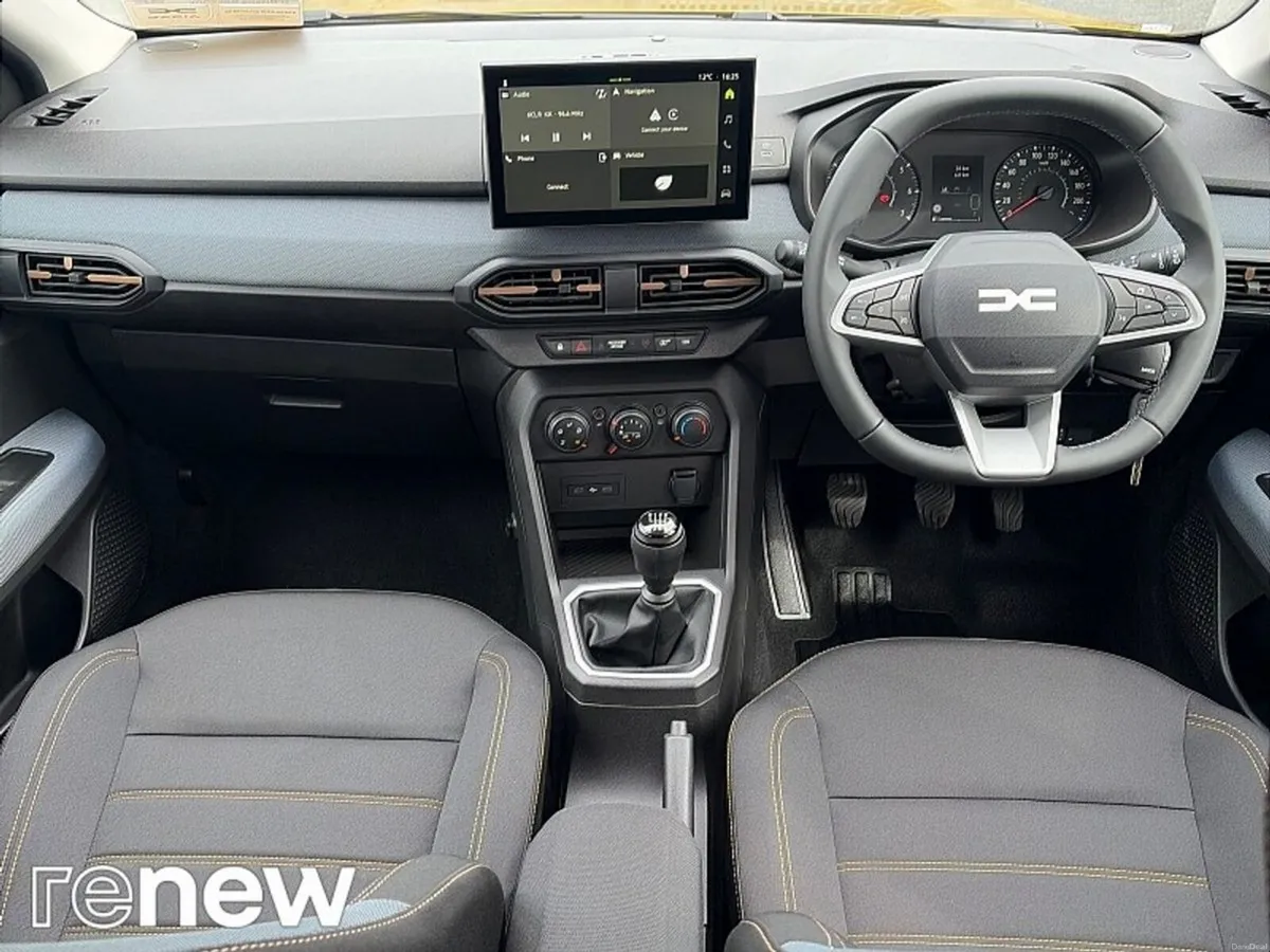 Dacia Sandero Stepway EXPRESSION 1.0 TCE 110 BHP 5 - Image 4
