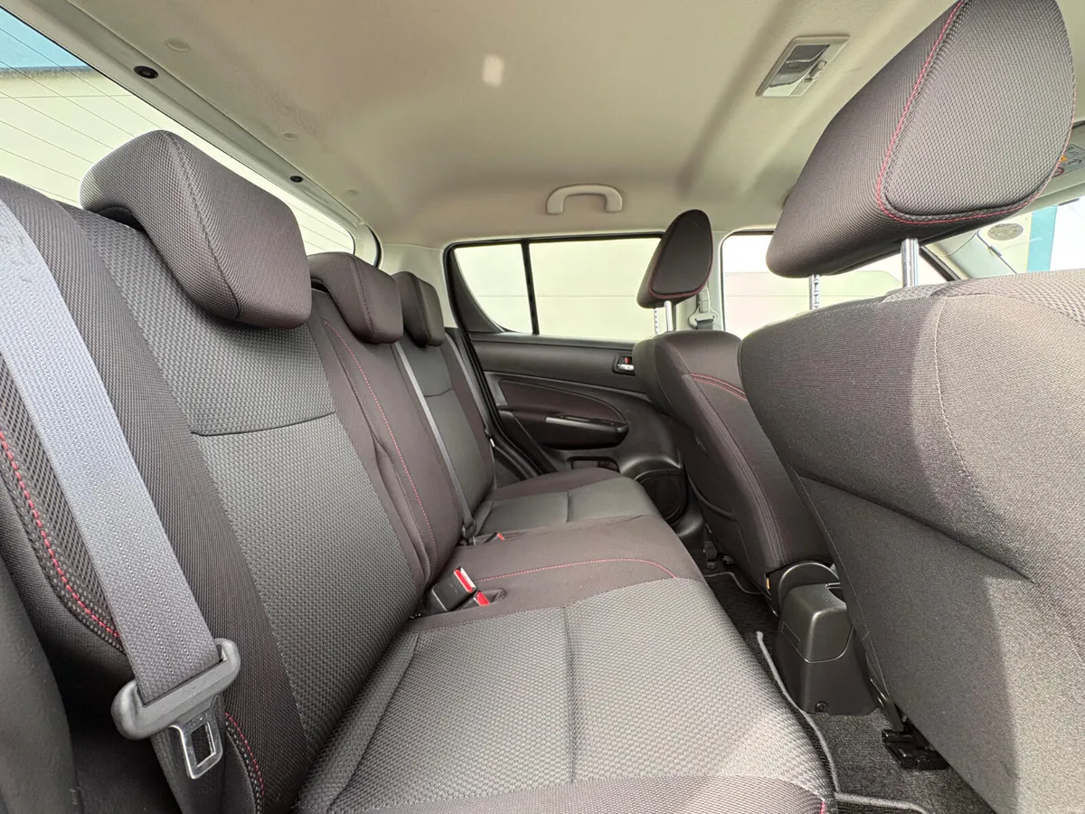 1.6 SUZUKI SWIFT - Image 6