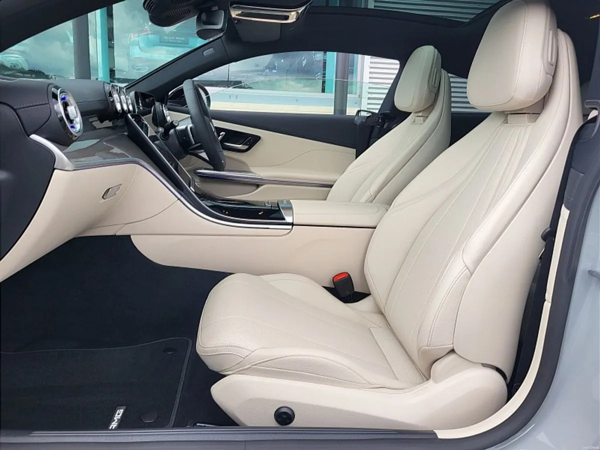 Mercedes-Benz CLE CLE300e Coupe PHEV AMG LINE PLUS - Image 6