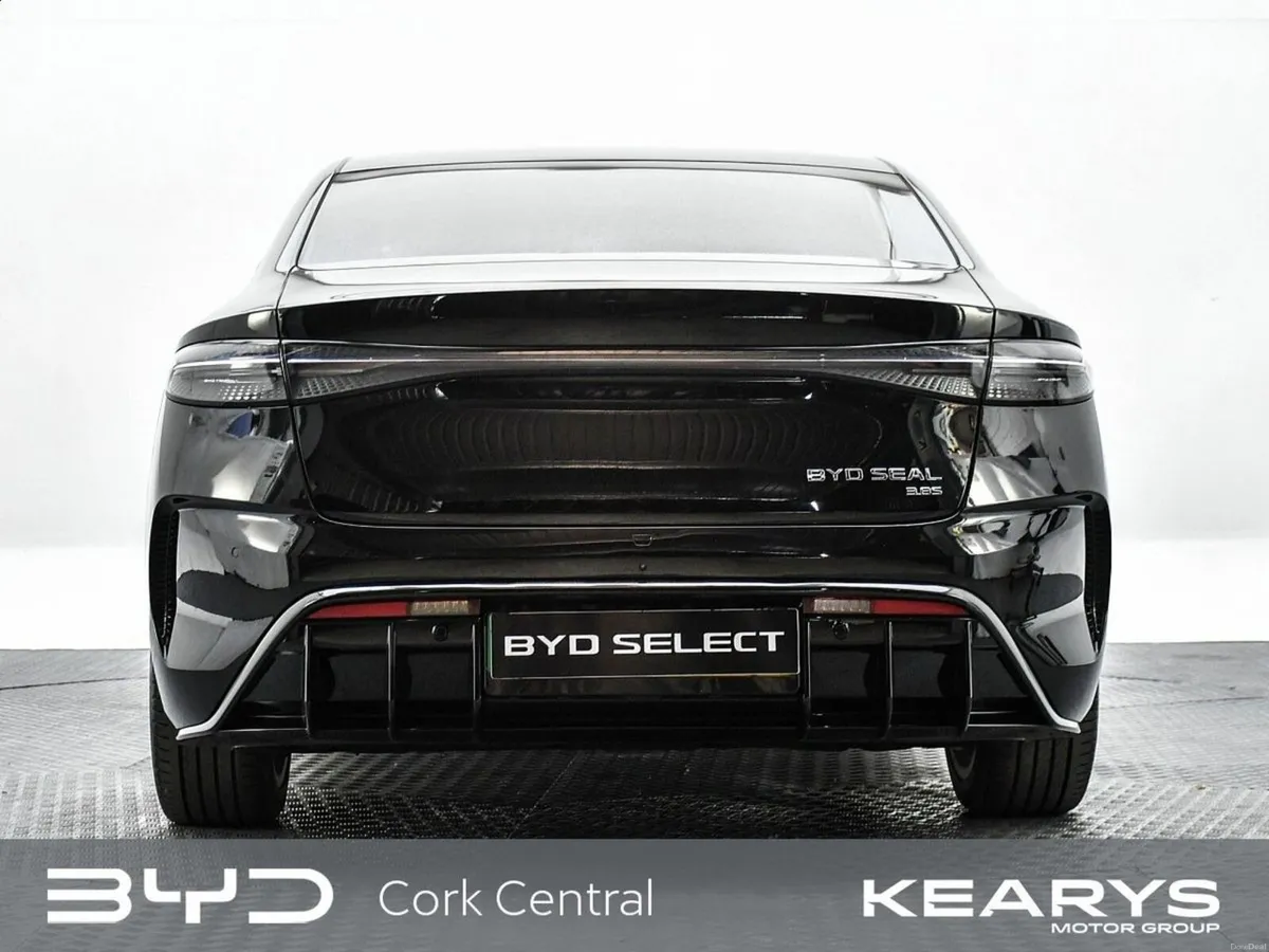 BYD SEAL Excellence AWD 530 Electric Auto 82.5 kWh - Image 3