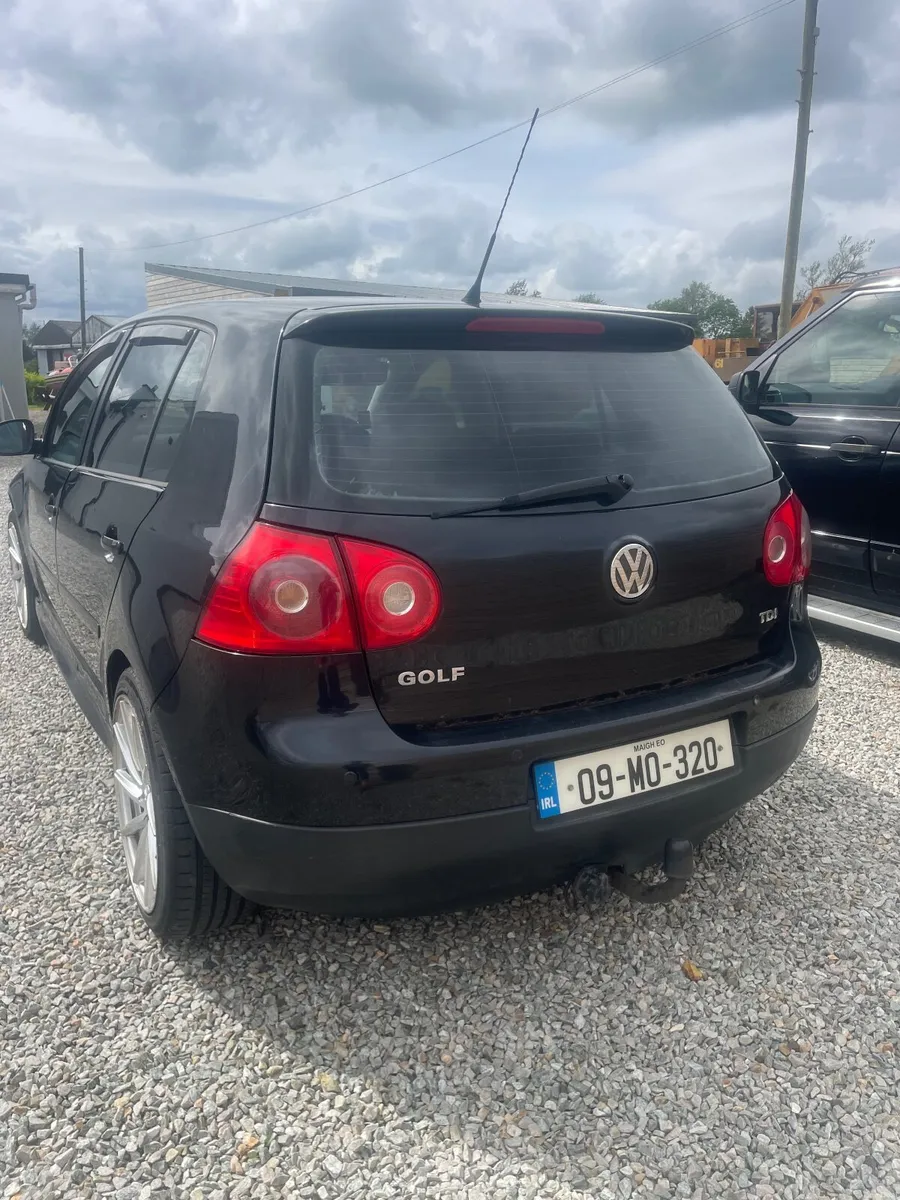 Volkswagen Golf 2009 - Image 4