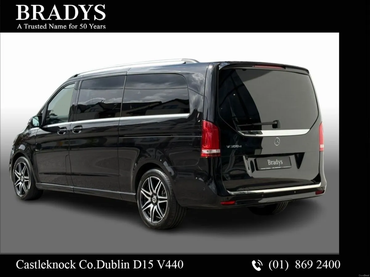 Mercedes-Benz V-Class V300d AMG Extra Long**Air Su - Image 4