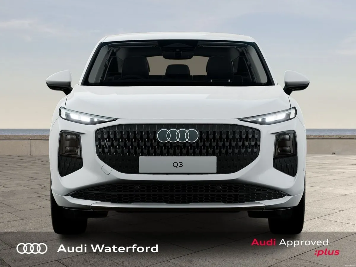 Audi Q3 Q3 SB TDI 150HP S-T SE - Image 4
