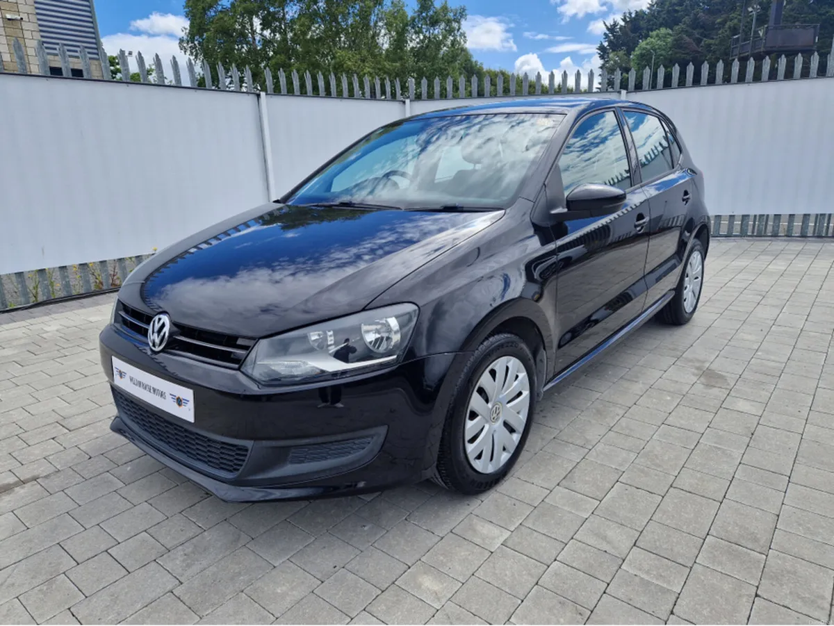 Volkswagen Polo 1.2 PETROL AUTO - Image 4
