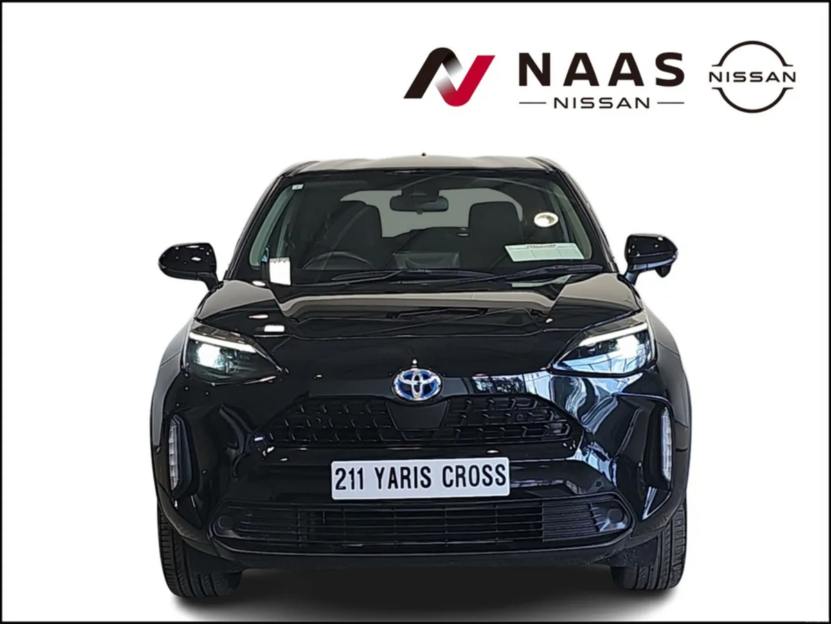 Toyota Yaris Cross HYBRID SOL 1.5 - Image 2