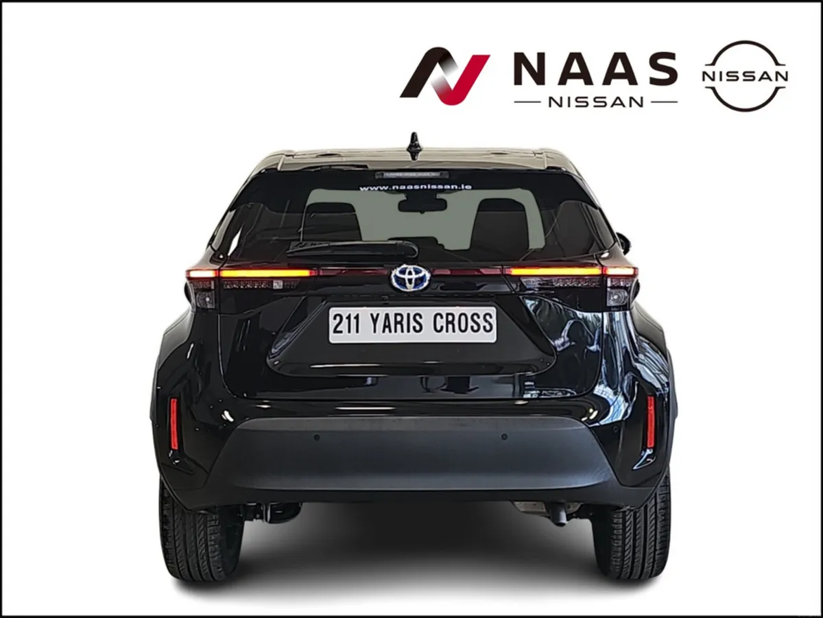Toyota Yaris Cross HYBRID SOL 1.5 - Image 5