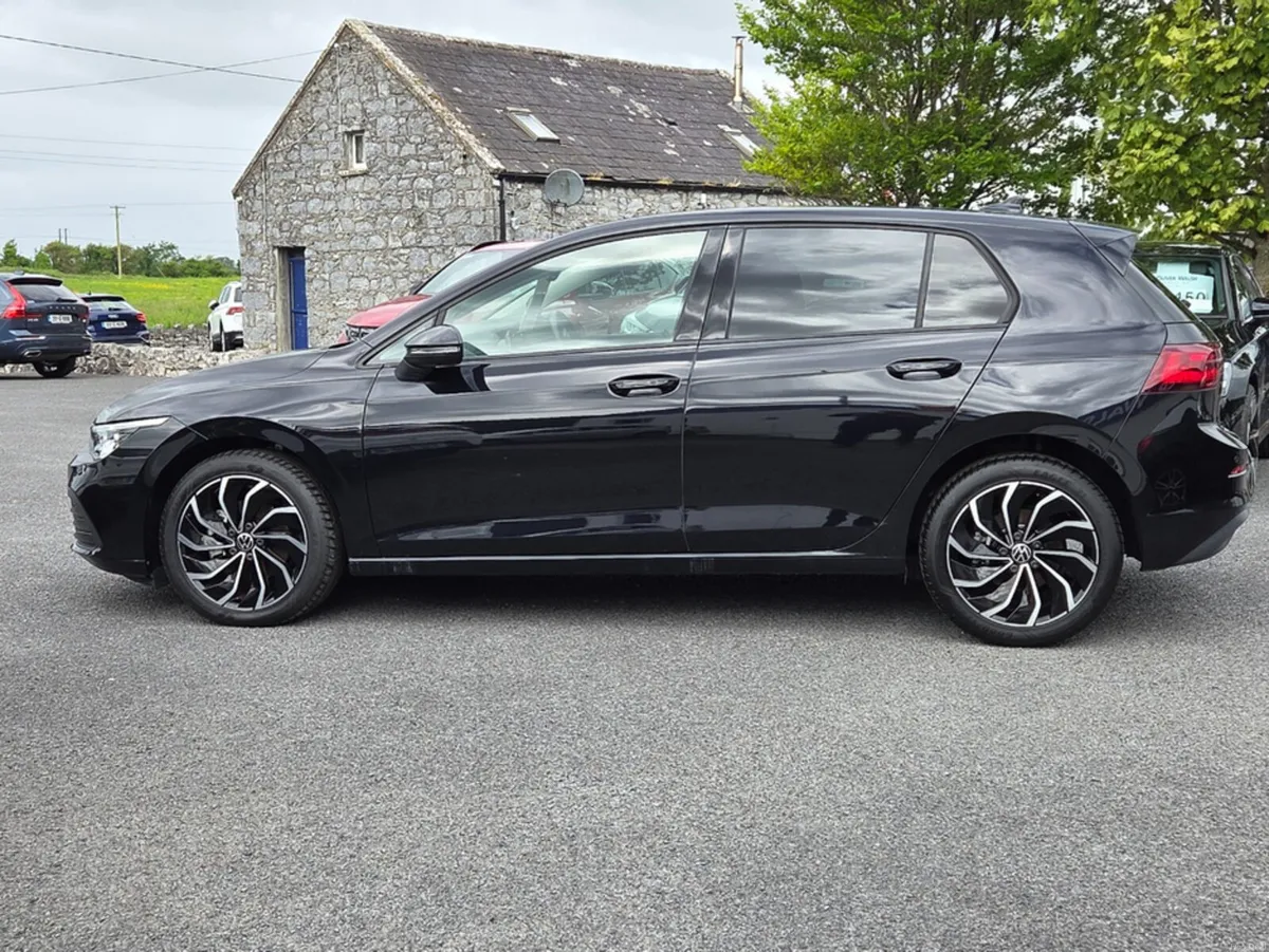 Volkswagen Golf 150 Bhp 2.0 Diesel Automatic. Styl - Image 6