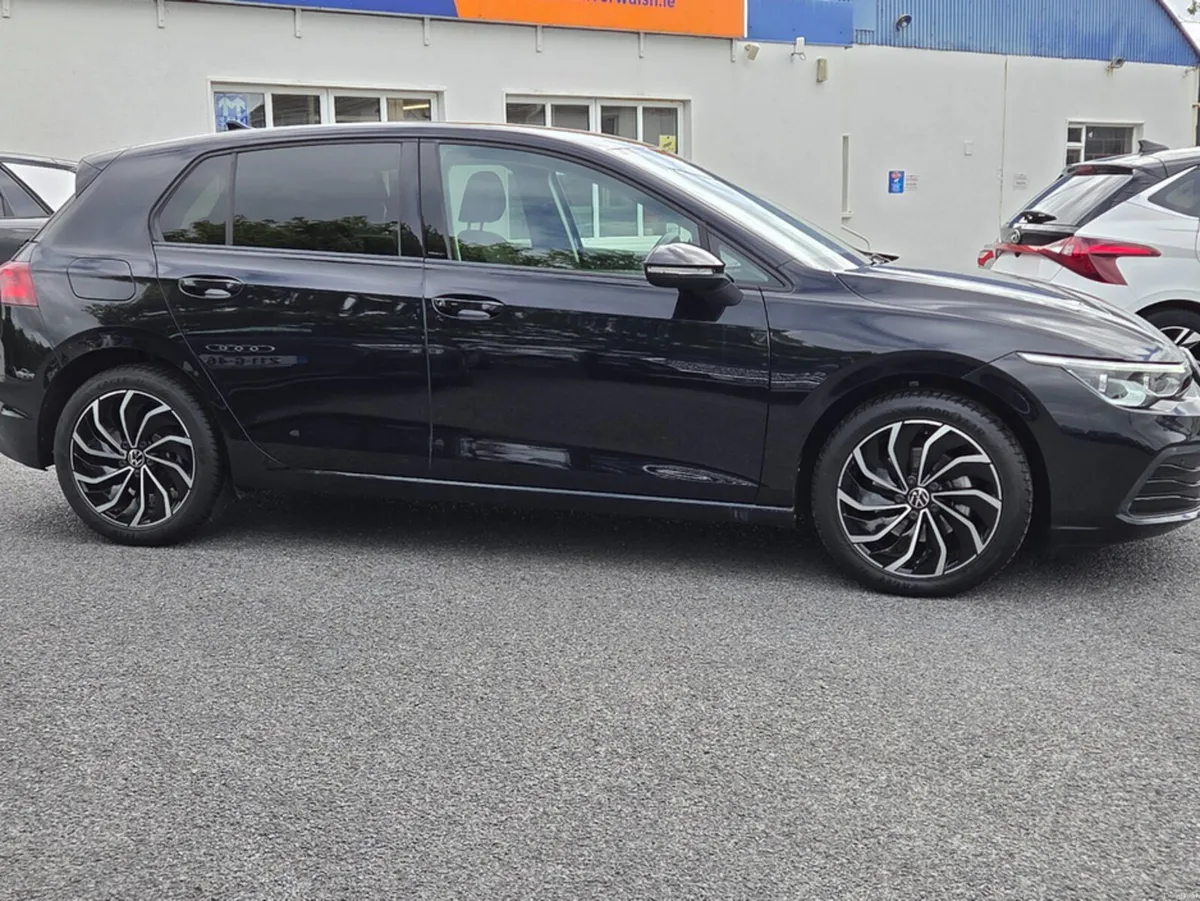 Volkswagen Golf 150 Bhp 2.0 Diesel Automatic. Styl - Image 4