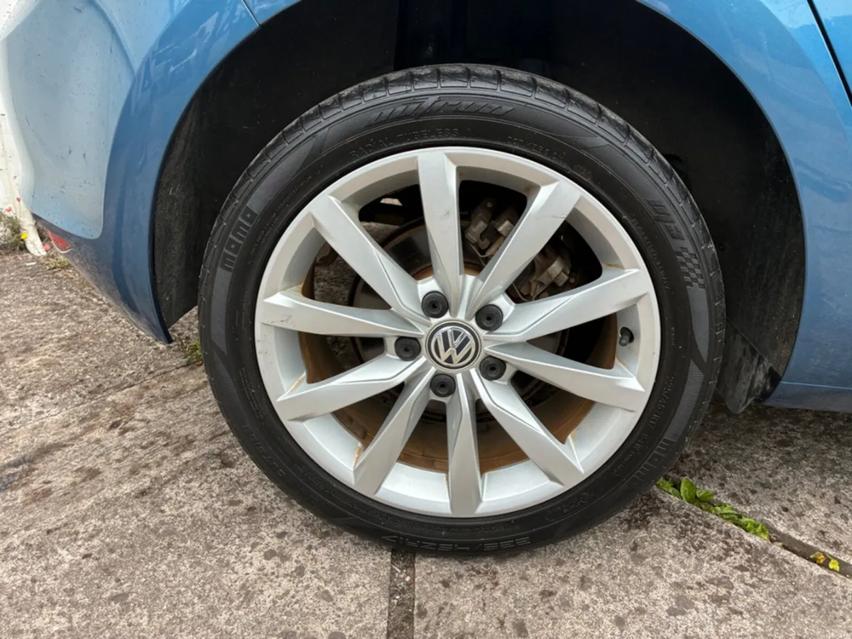 Volkswagen Golf 1.2 petrol automatic - Image 2