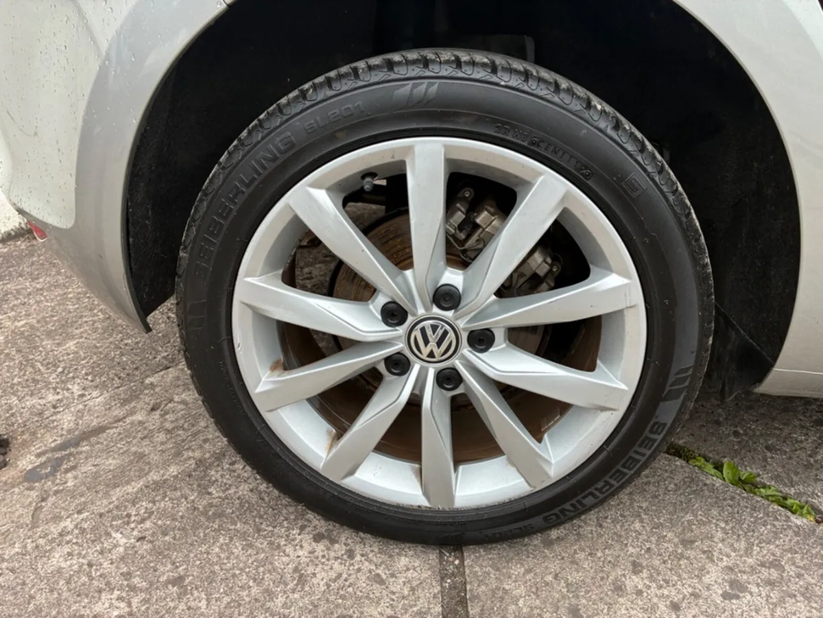Volkswagen Golf 1.2 petrol automatic - Image 2
