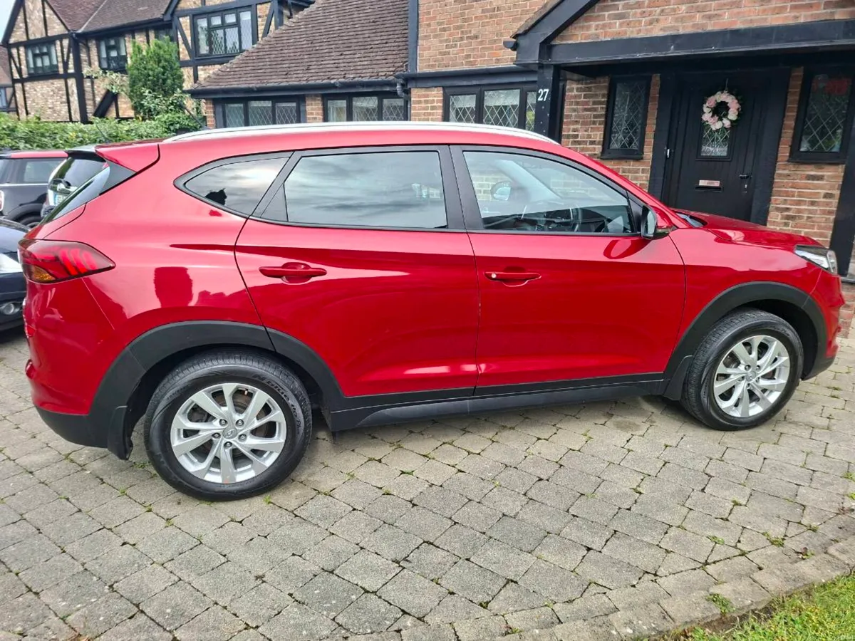 HYUNDAI TUSCON 1.6 DIESEL 2019 STUNNING - Image 2