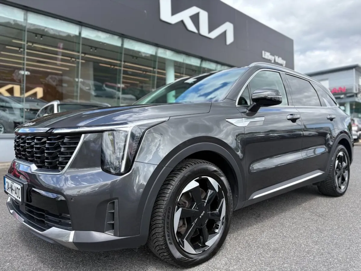 Kia Sorento 2.2 Diesel ( 7 Seats ) - Image 1