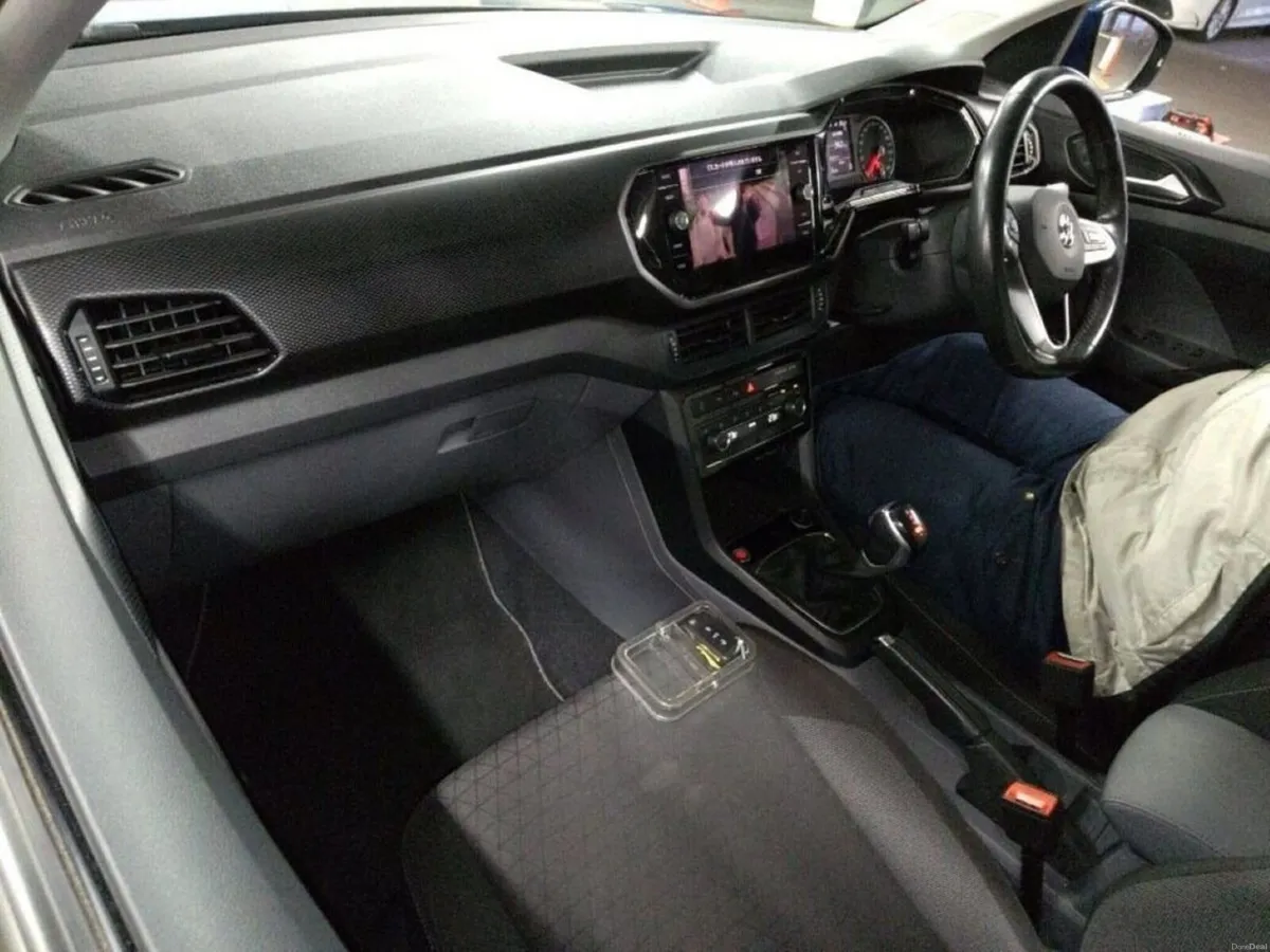 Volkswagen T-Cross 1.0 TSI AUTOMATIC - UPGRADED FA - Image 3