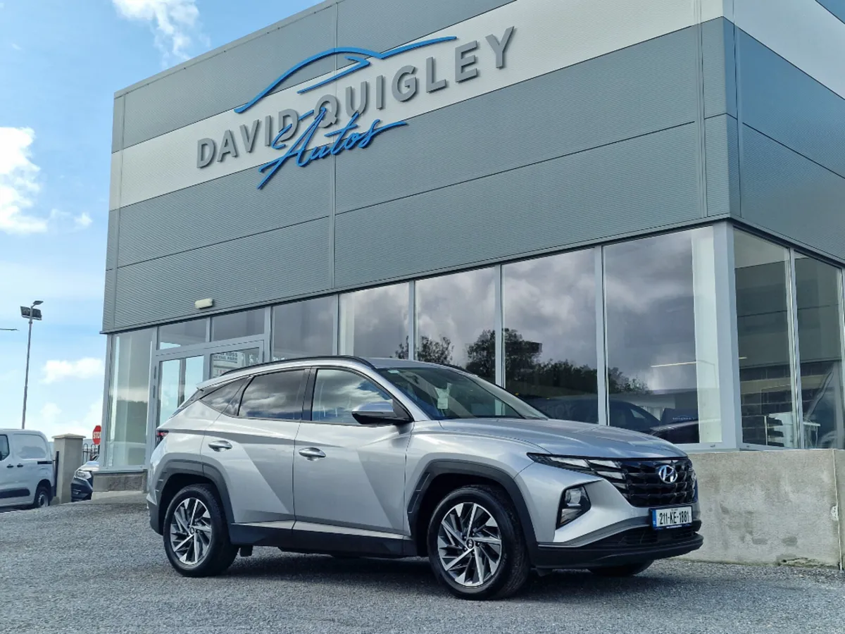 Hyundai Tucson Executive 2WD 5DR - Image 1