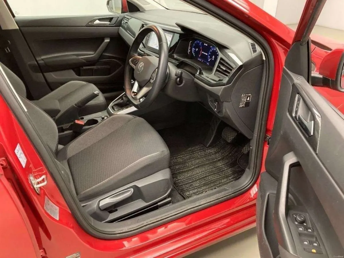 Volkswagen Polo 1.0 TSI ACTIVE AUTOMATIC - UPGRADE - Image 3