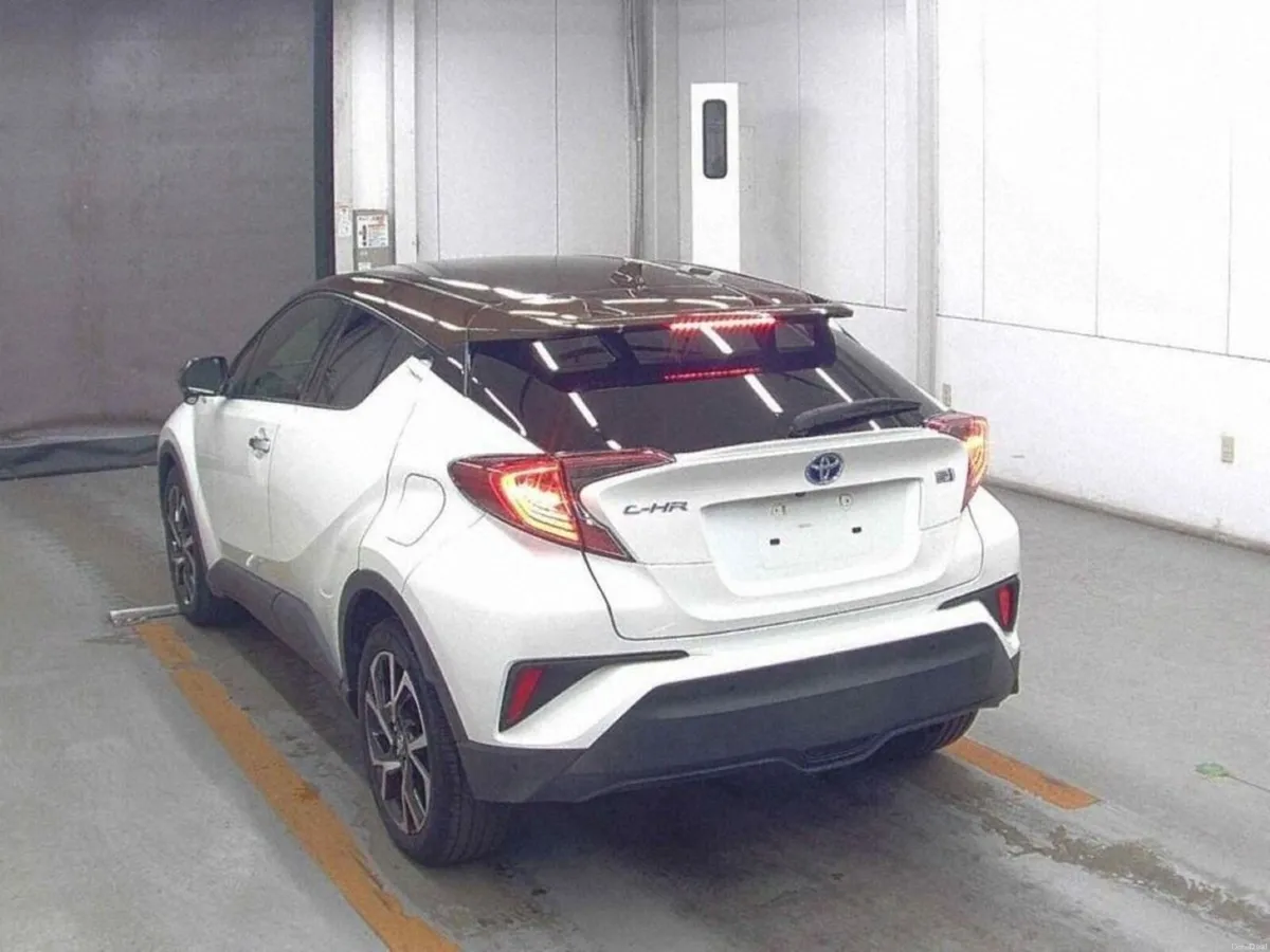 Toyota C-HR 1.8 AUTOMATIC HYBRID - BRUNO EDITION - - Image 2