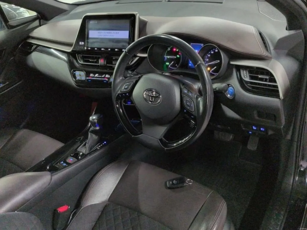 Toyota C-HR 1.8 HYBRID AUTOMATIC - G SPEC EDITION - Image 3