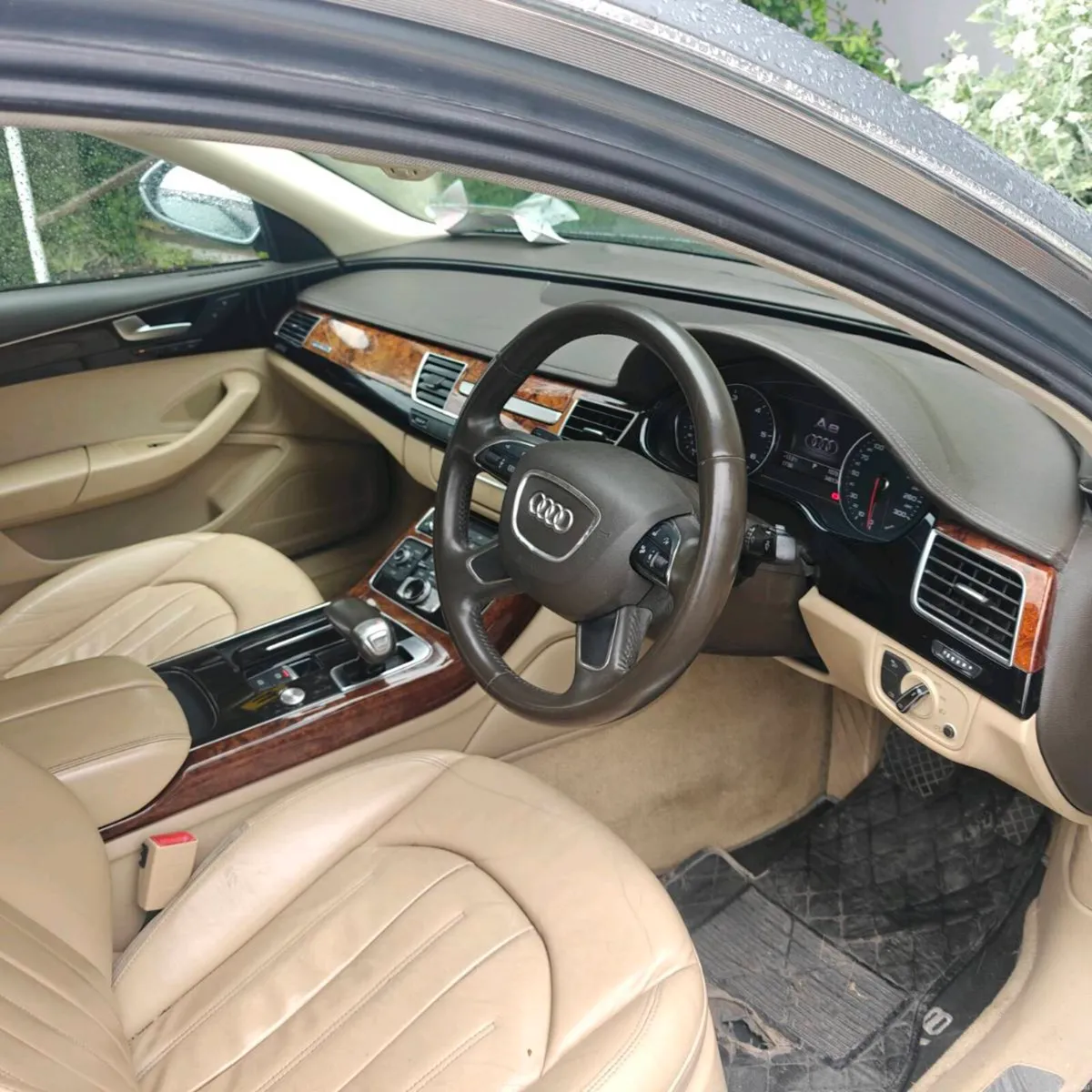 Audi A8 4.2 V8 twin turbo TDI - Image 3