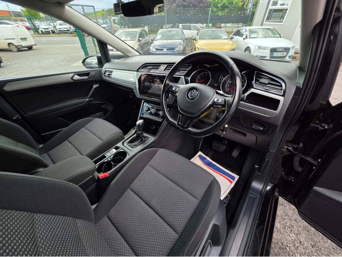 Volkswagen Touran ( 172 REG ) 1.4 TSI AUTOMATIC 7 - Image 2