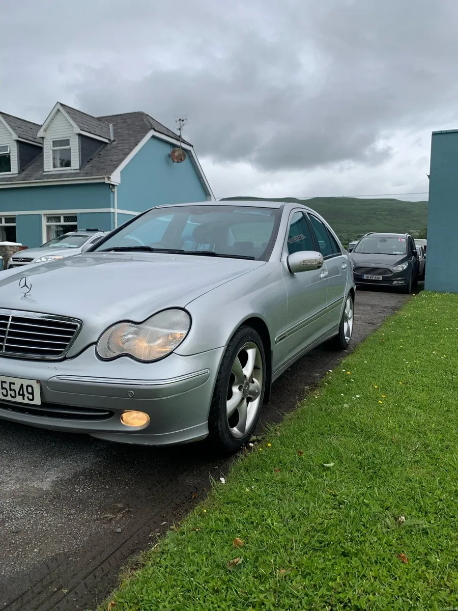 Mercedes Benz C-Class - Image 3