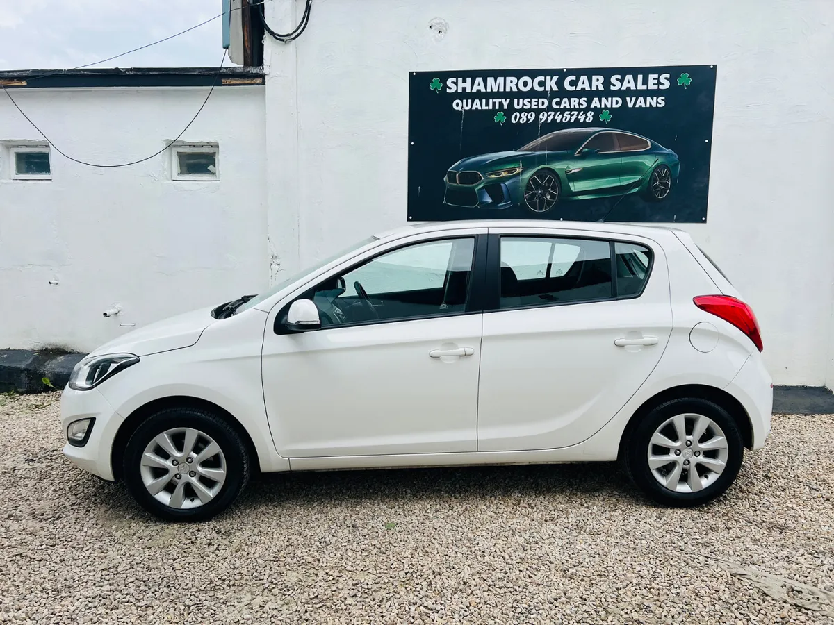 2013 Hyundai i20 1.2 Classic - Image 2