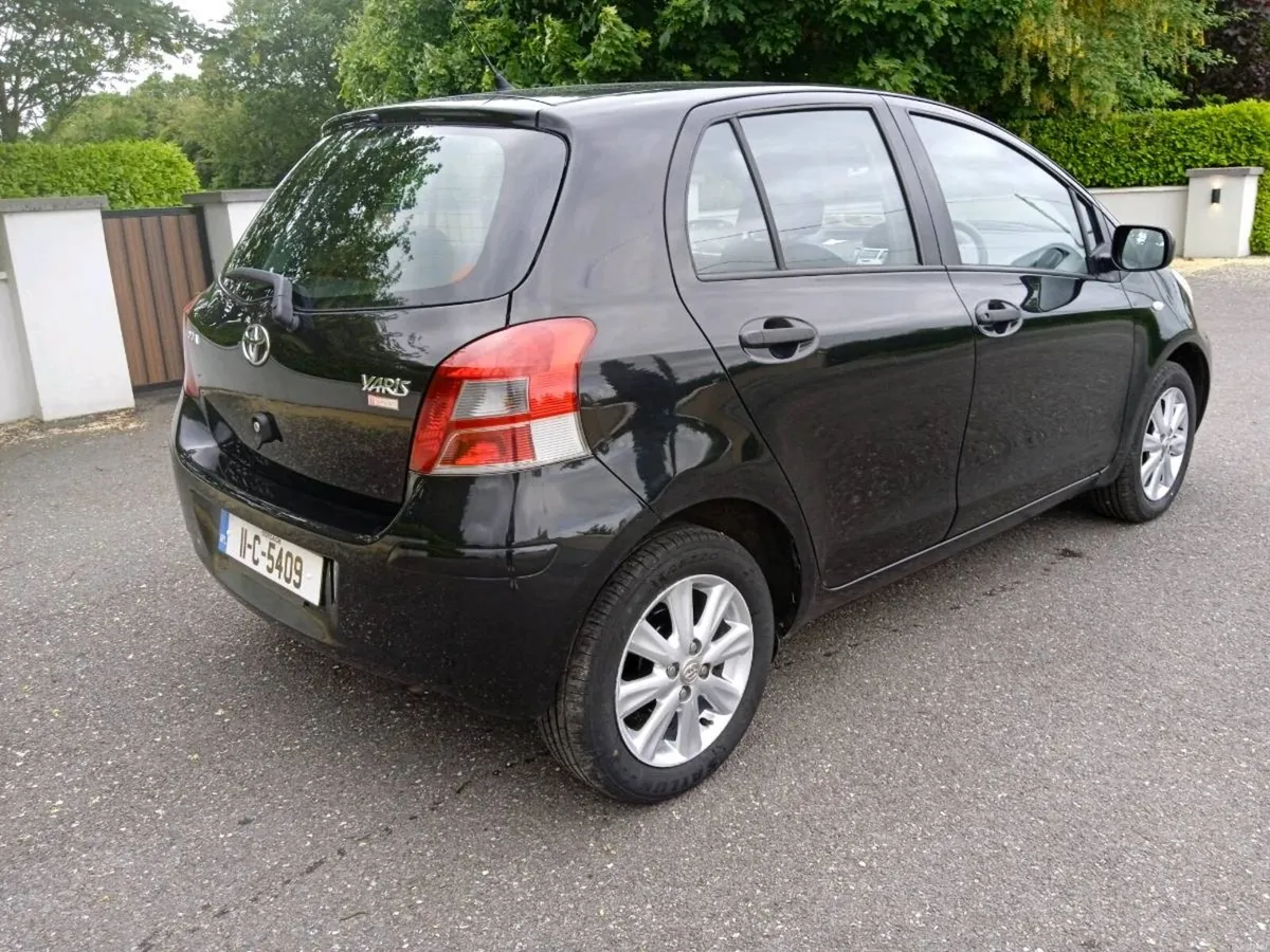 Car - Image 2