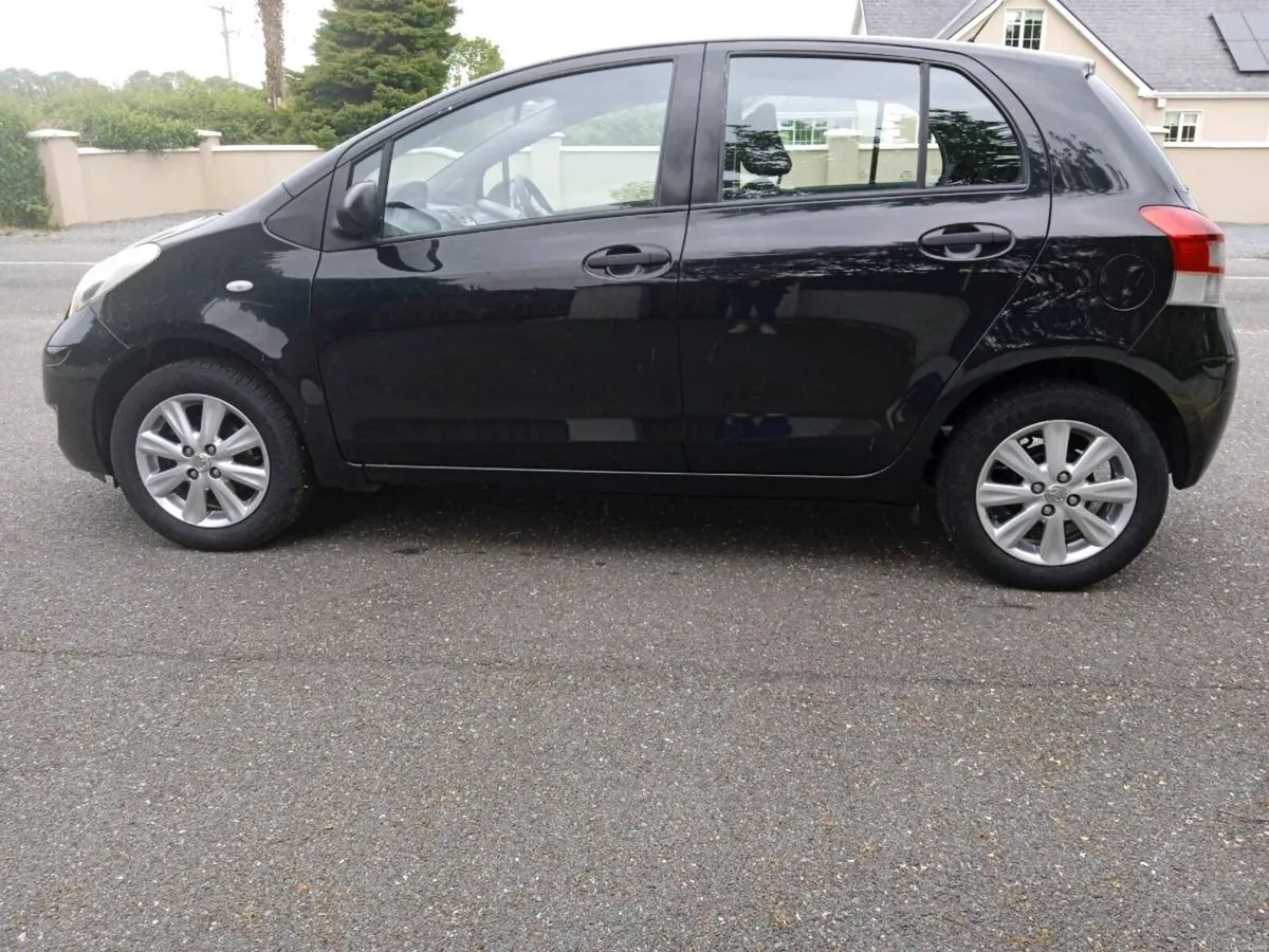 Car - Image 4