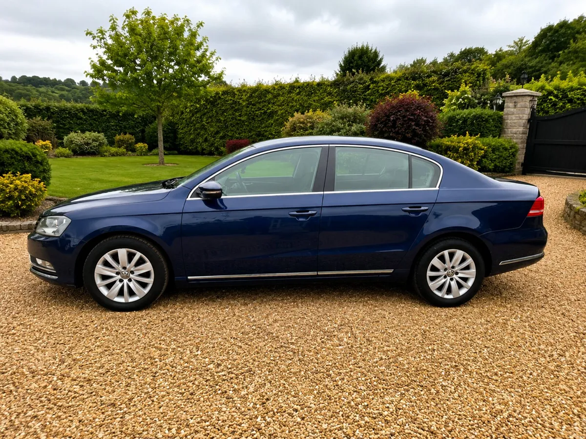 2014 Volkswagen Passat Diesel - Image 3