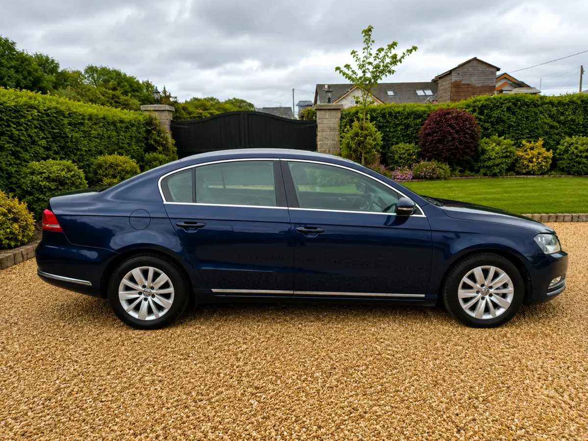 2014 Volkswagen Passat Diesel - Image 4