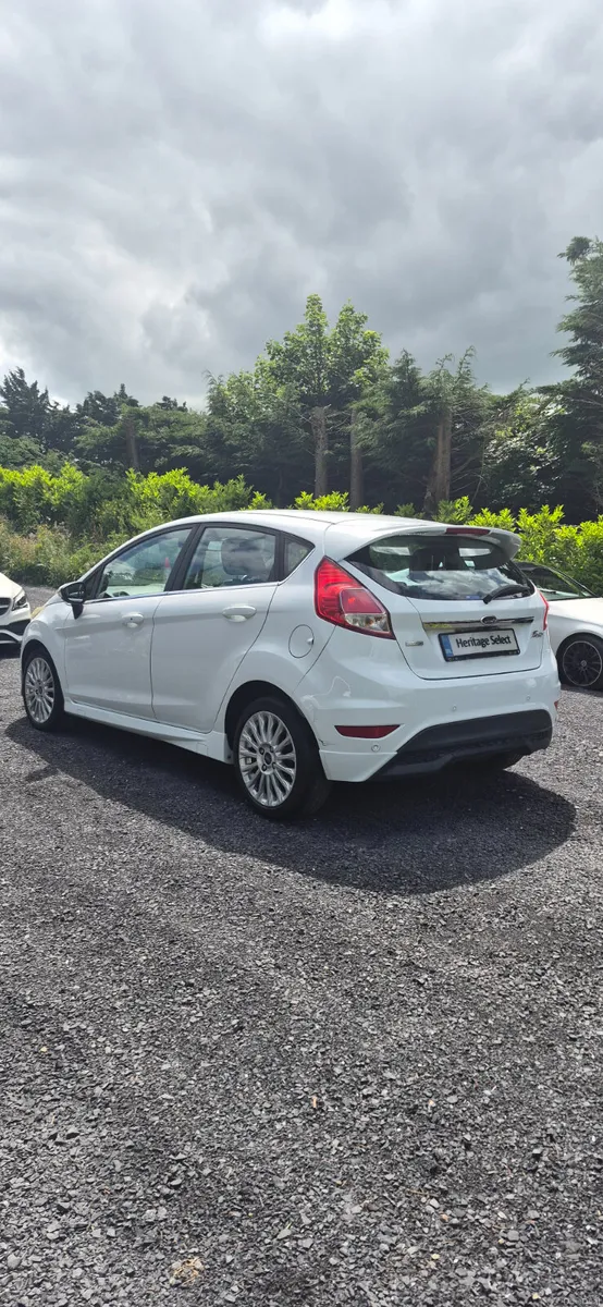 FORD FEISTA 1.0L AUTOMATIC 2014 - Image 5