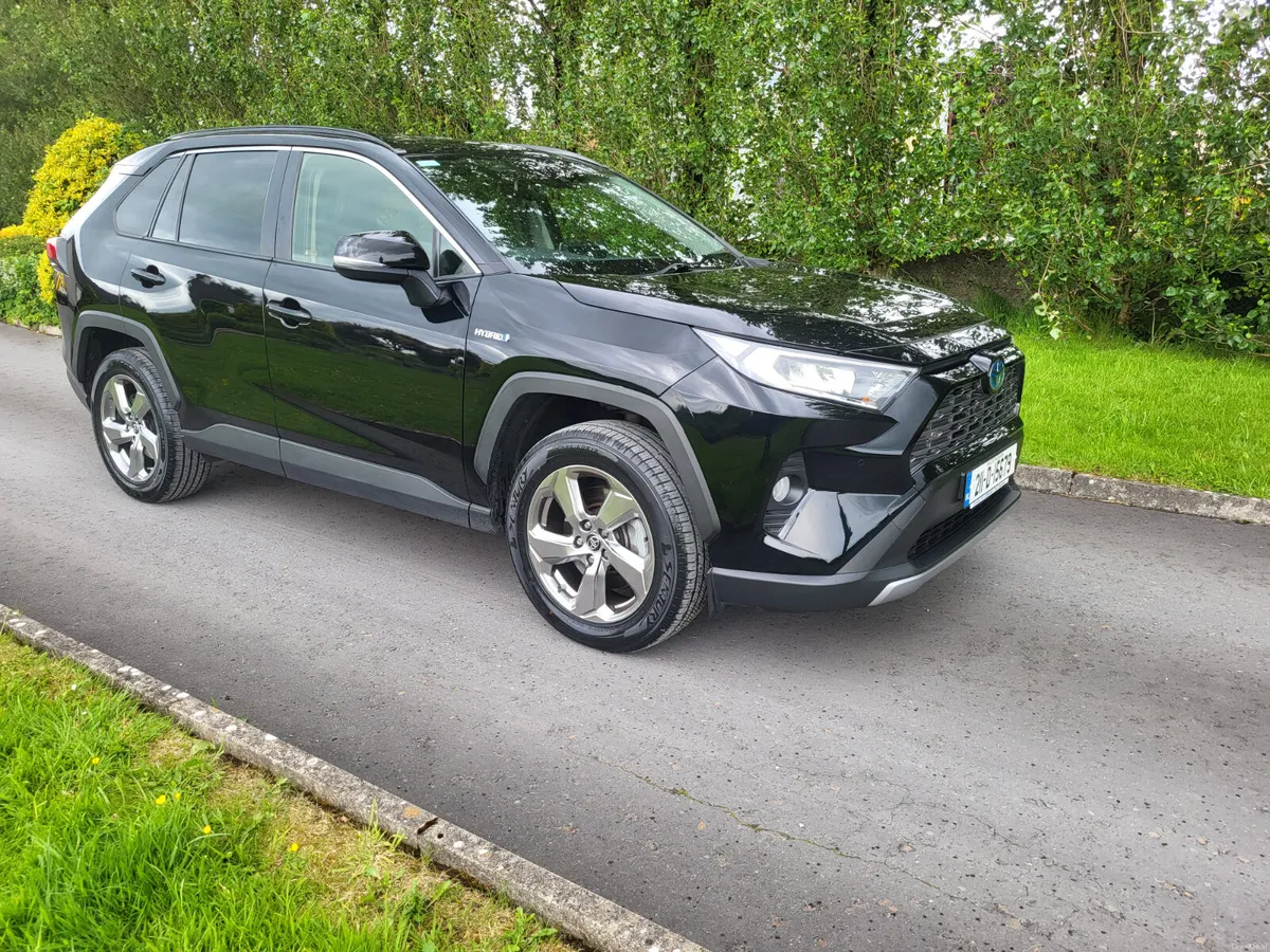 Toyota RAV4  SOL.  HYBRID    LOW KMS - Image 1