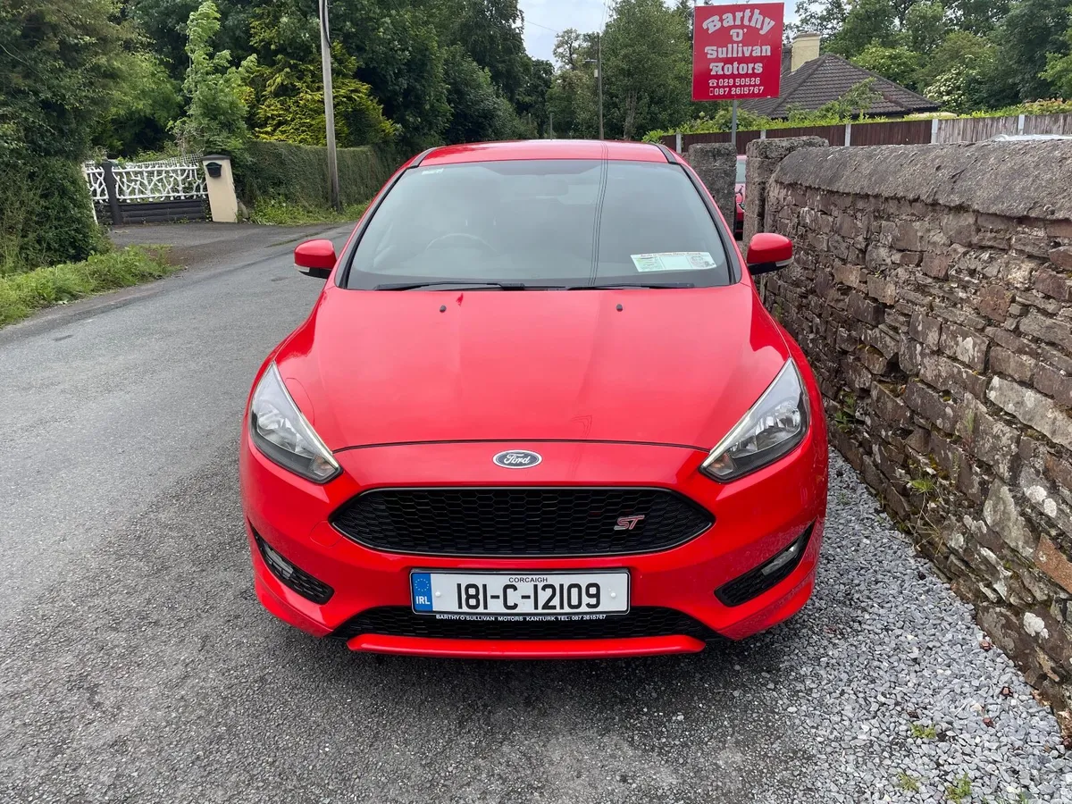 Ford Focus ST-Line 1.5 Diesel 2018 - Image 4
