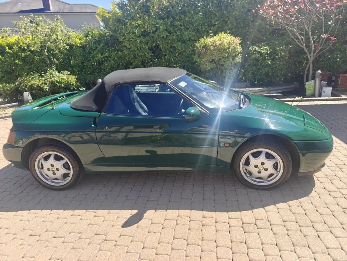 Lotus Elan 1992 - Image 1