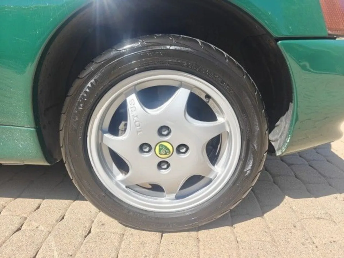 Lotus Elan 1992 - Image 2
