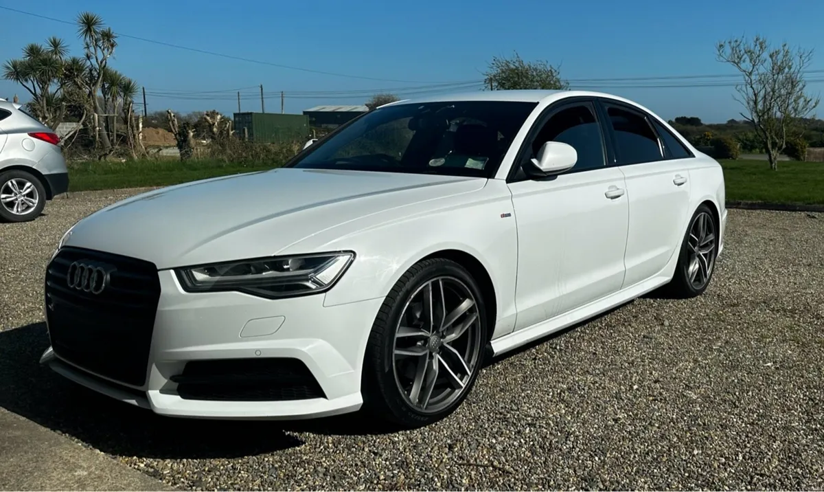 (152) 2.0 TDI S-Line Black Edition Ultra 190BHP - Image 2