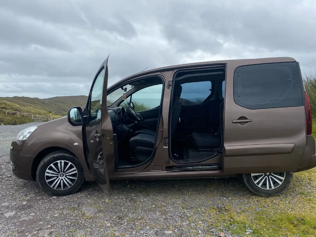 2013 Peugeot Partner WAV Wheelchair Accessible - Image 4