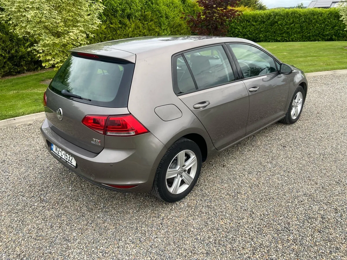 2014 VOLKSWAGEN GOLF 1.6 HIGHLINE - Image 3