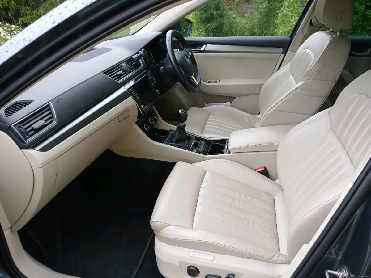 Skoda Superb Estate Style Low Mileage - Image 3