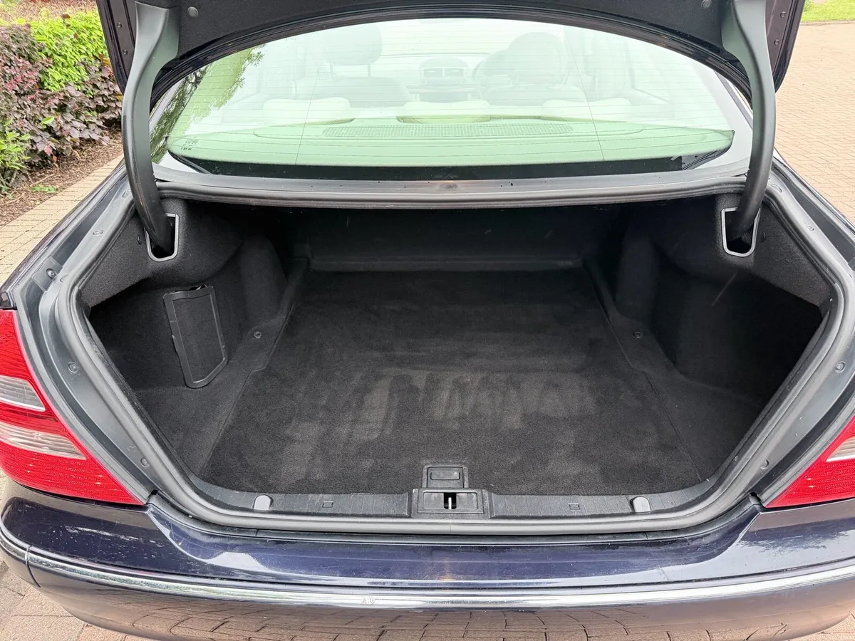 Mercedes E200 Automatic New NCT - Image 4