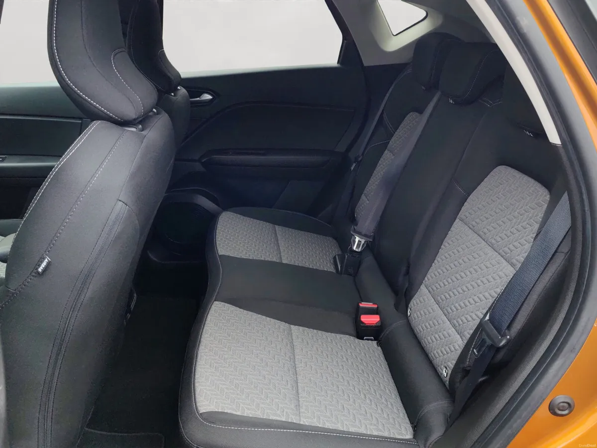 Renault Captur  Limited - Image 3
