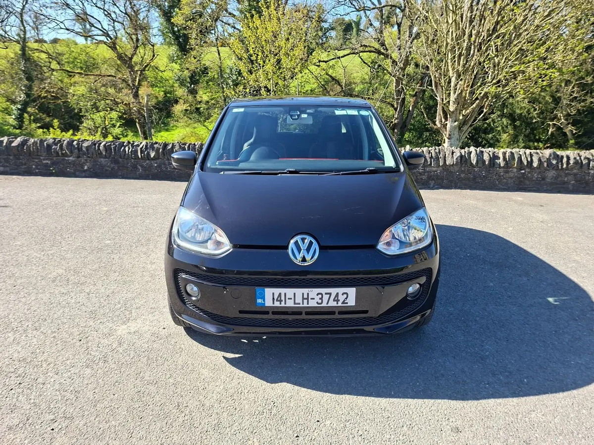 Volkswagen Up! 2014 - Image 2