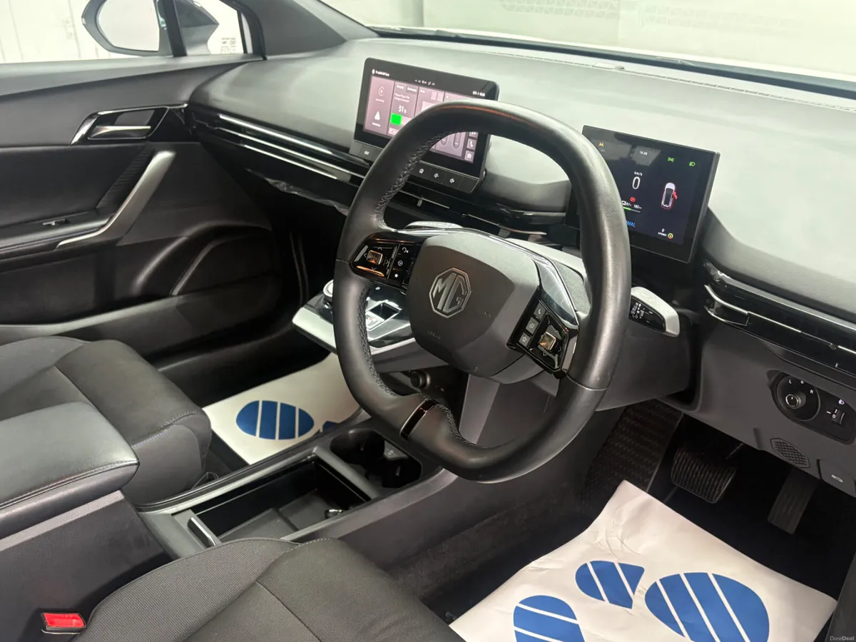 MG 4 SE Standard 51Kwh 2023 - Image 3