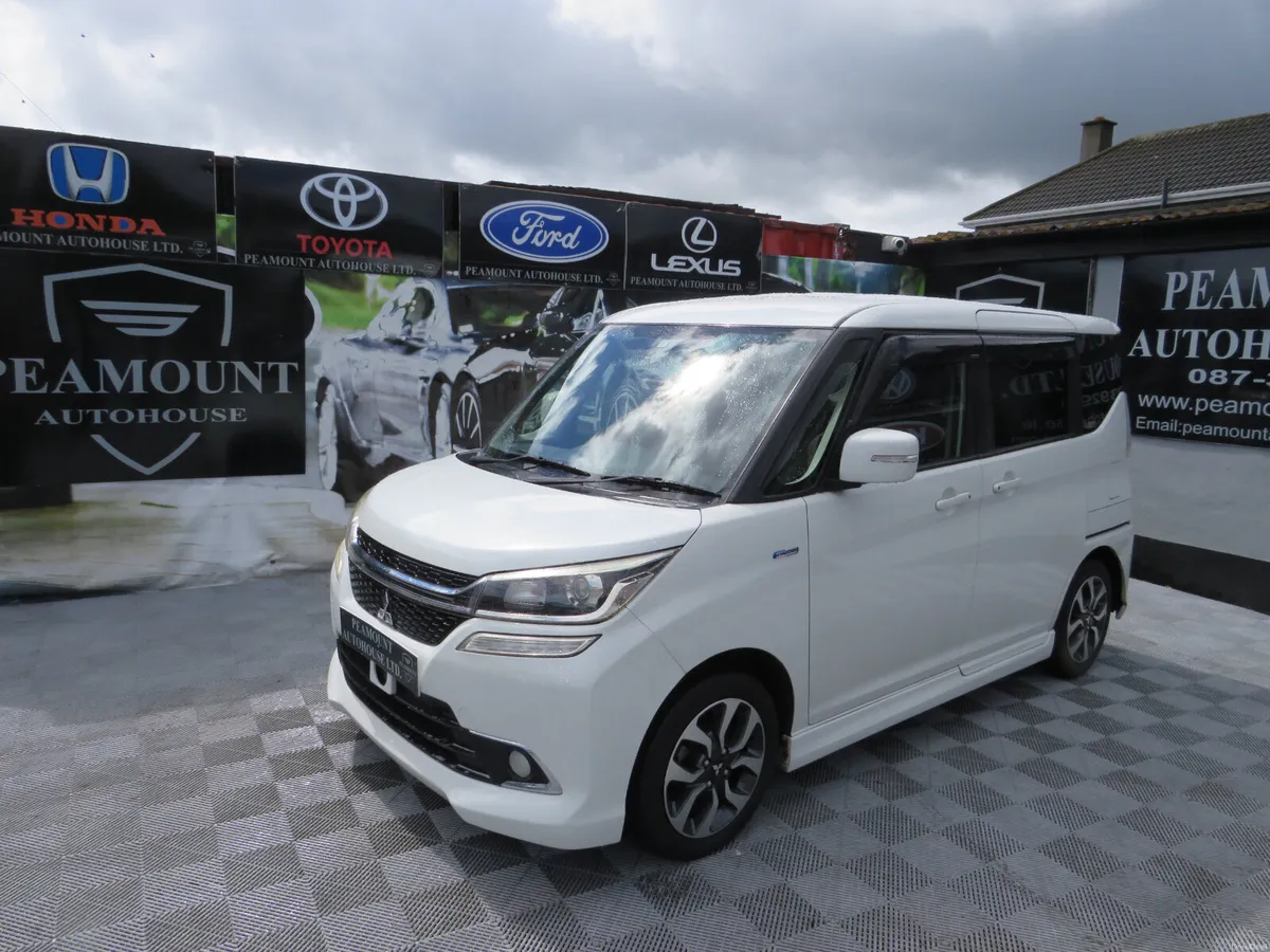 2017 MITSUBISHI DELICA 2 HYBRID AUTOMATIC - Image 1