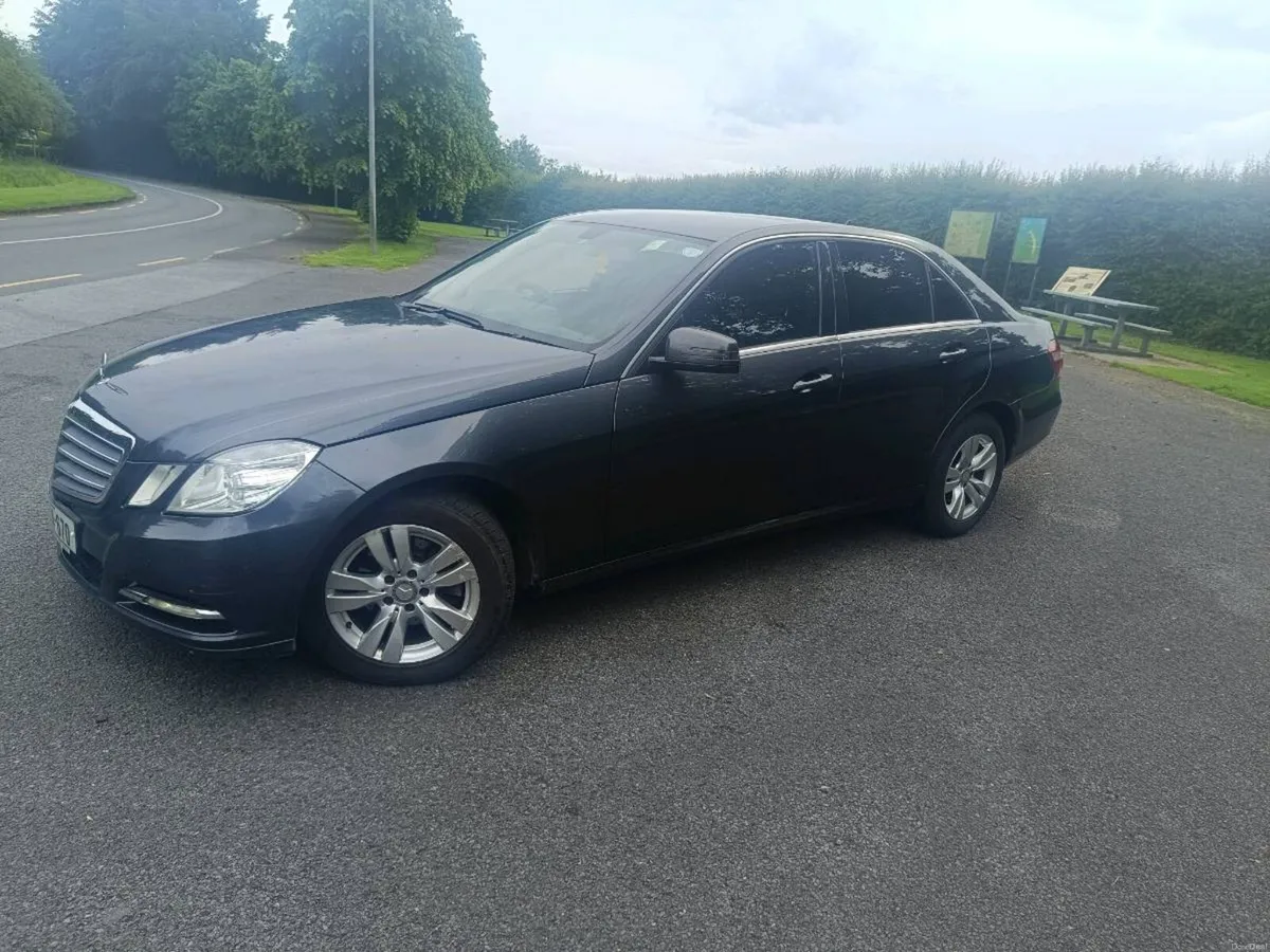 2013 Mercedes e220cdi for Sale - Image 4
