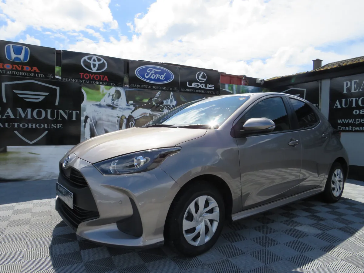 2021 TOYOTA YARIS 5DR PETROL HYBRID - Image 1