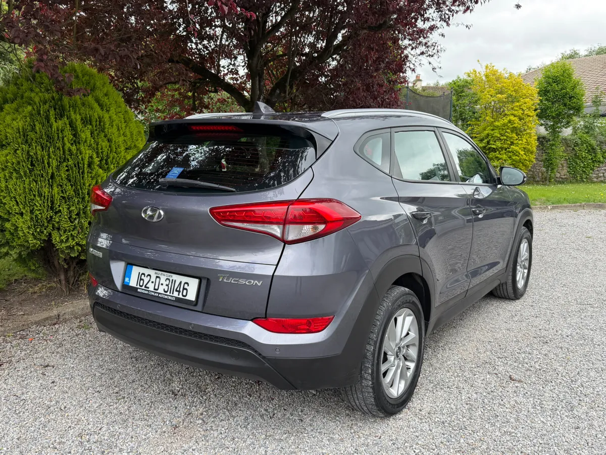 Hyundai Tucson low KM's TAX 1/27 NCT 7/27 - Image 4