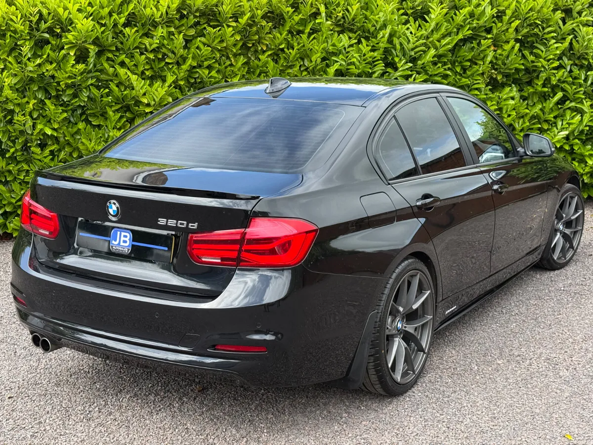 BMW 320D 2017 New Alloys included - Image 4