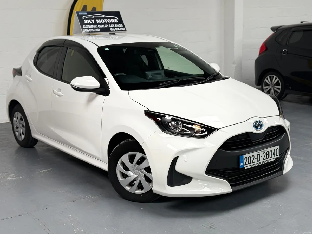 2020 Toyota Yaris  1.5 Hybrid Automatic,31K Miles - Image 4